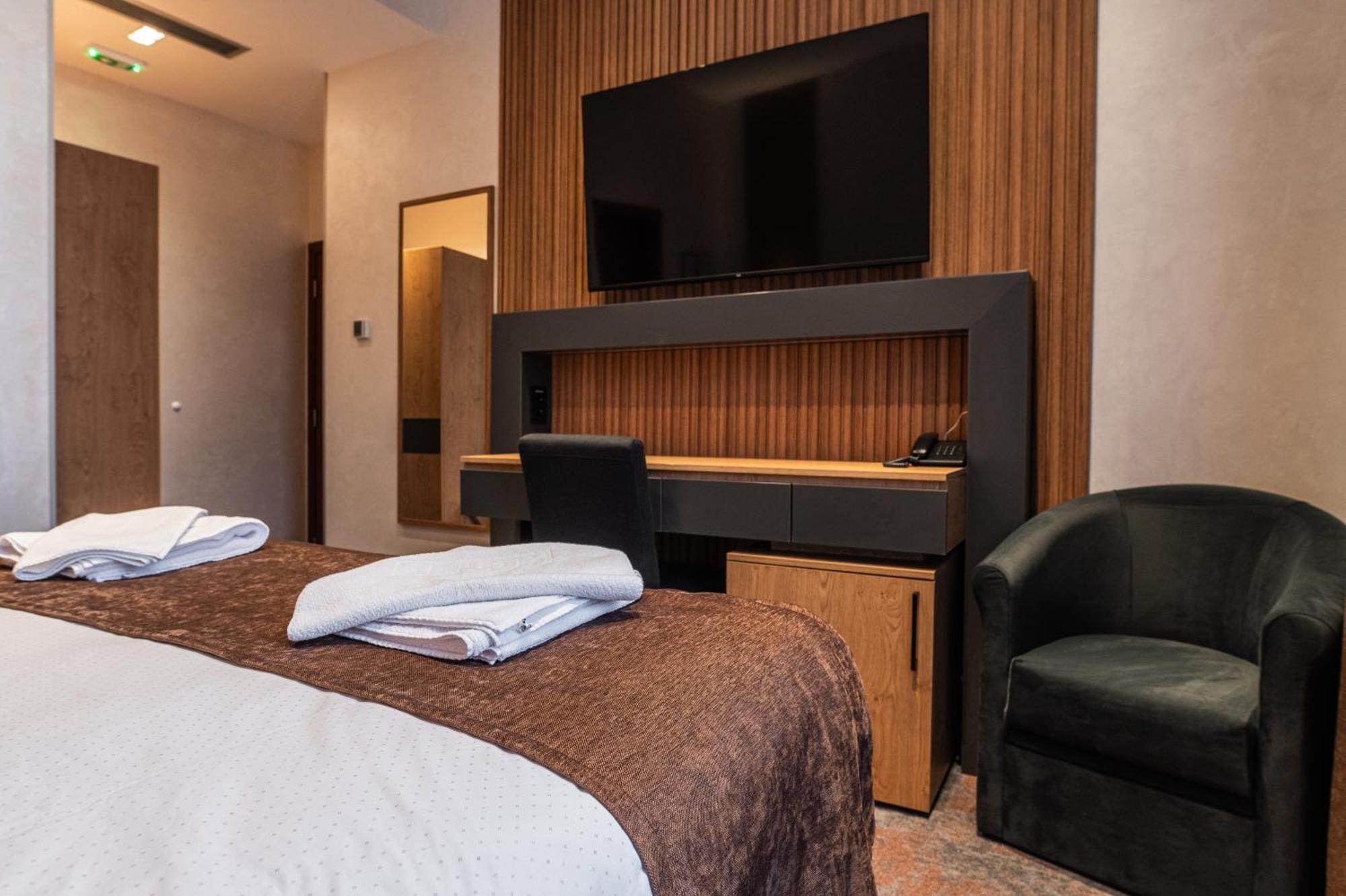 Hotel Astral Šabac Quarto foto