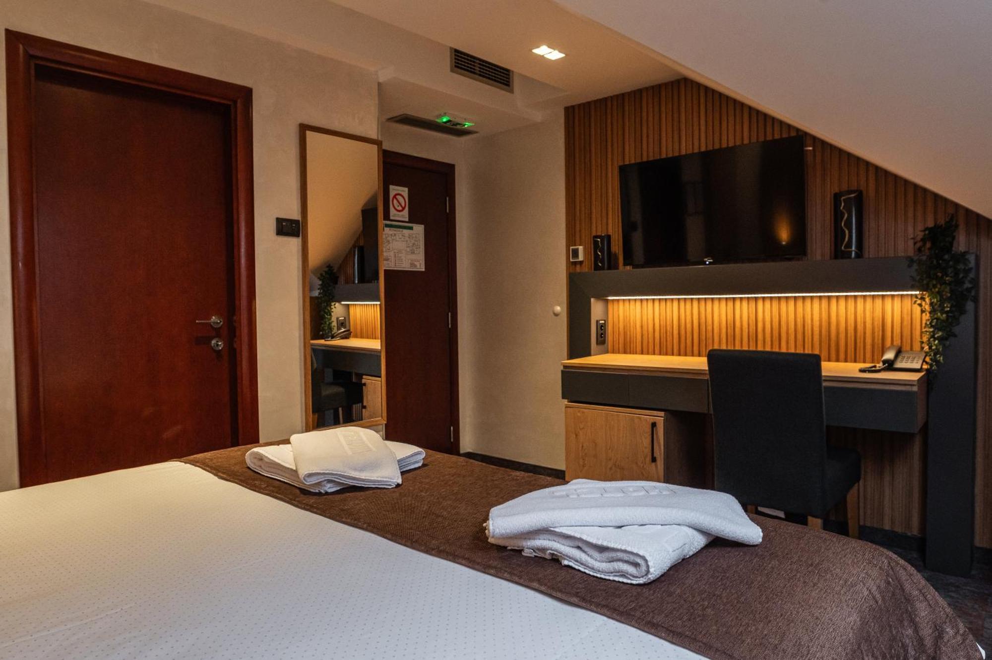 Hotel Astral Šabac Quarto foto
