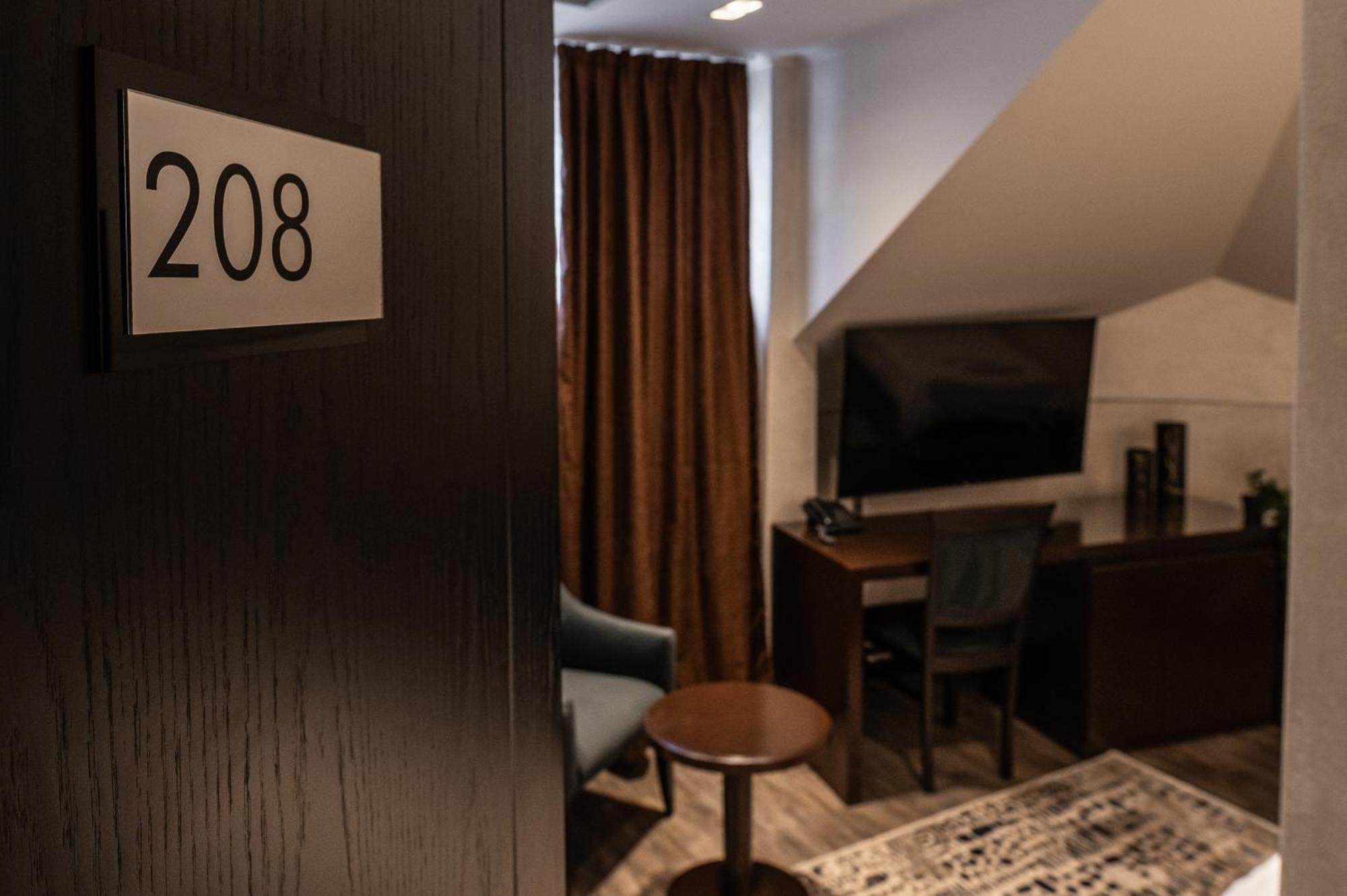 Hotel Astral Šabac Quarto foto