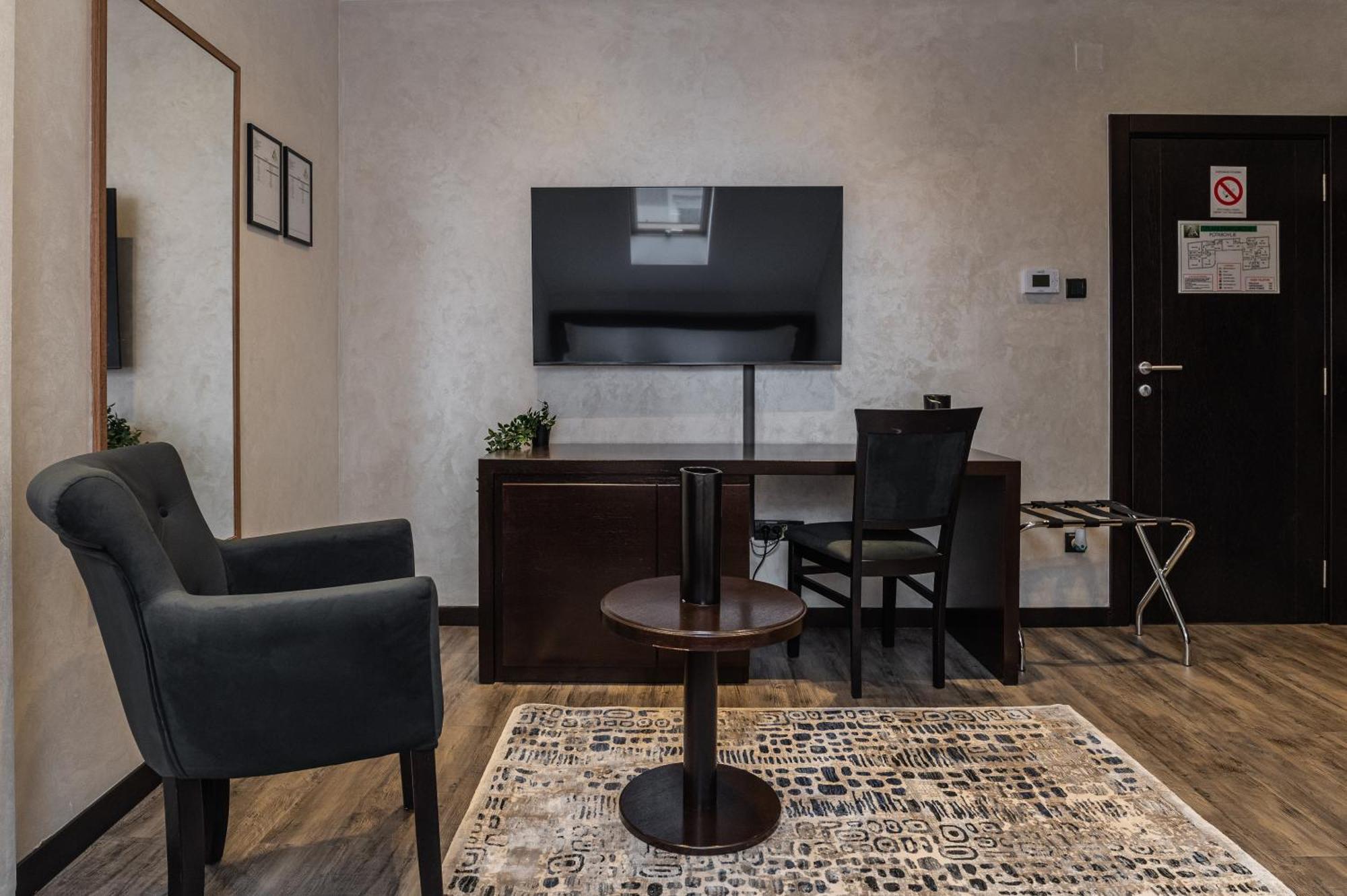 Hotel Astral Šabac Quarto foto